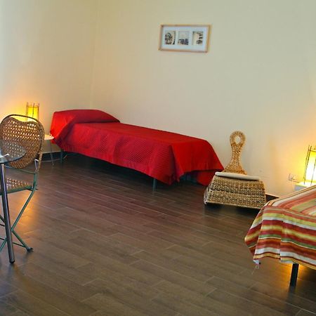 Porto Salvo Apartments - By Vacation Service Cefalu Bilik gambar