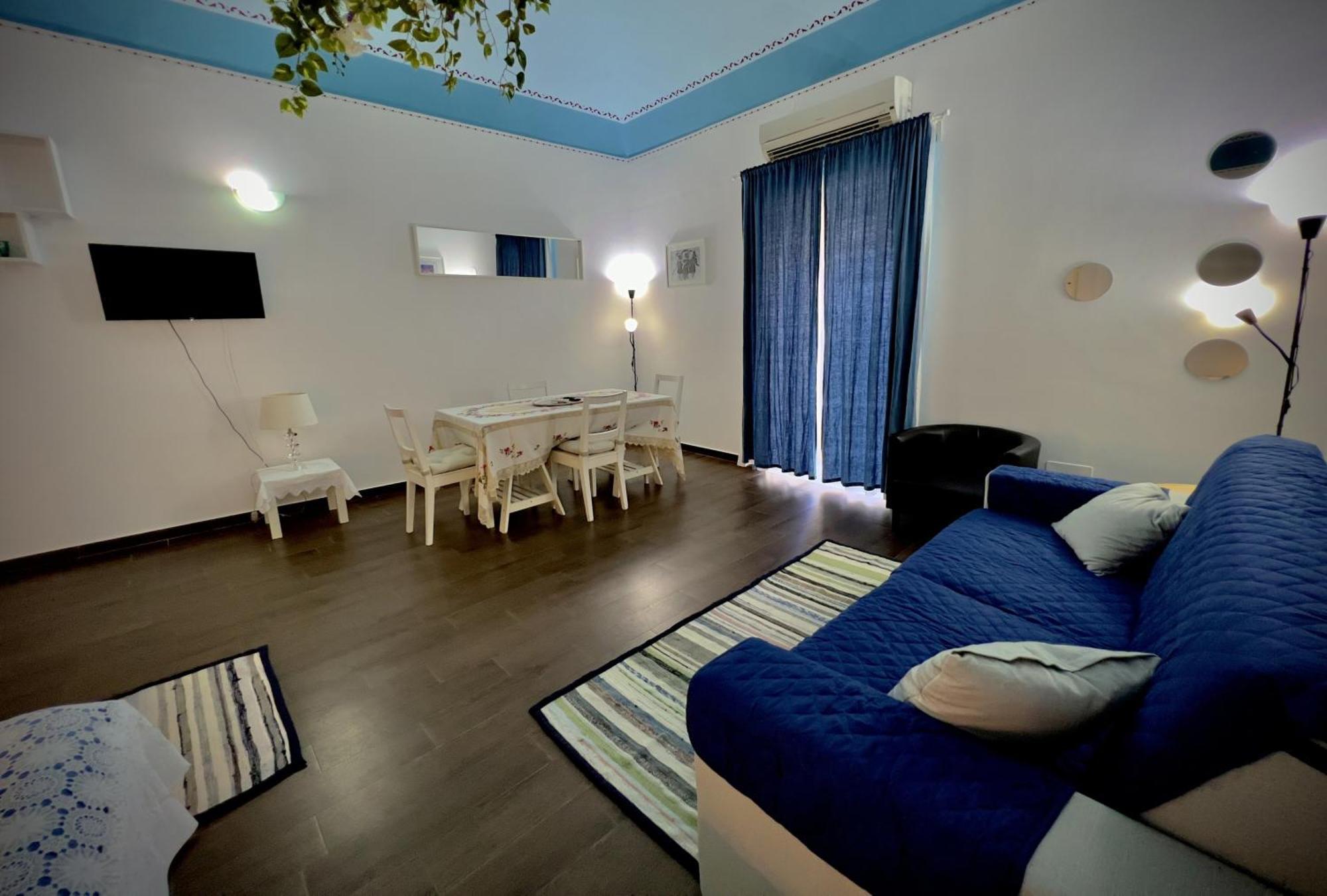 Porto Salvo Apartments - By Vacation Service Cefalu Bilik gambar